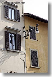 images/Europe/Italy/Tuscany/Florence/Windows/lamp_posts-n-windows-2.jpg