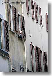 images/Europe/Italy/Tuscany/Florence/Windows/man-on-cellphone.jpg