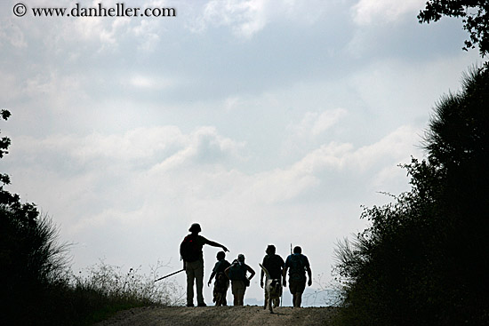 hiker-silhouettes.jpg