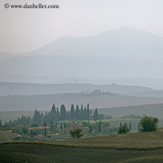 tuscany-scenery-05.jpg