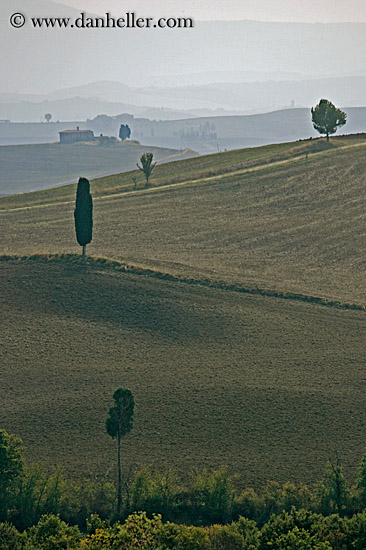 tuscany-scenery-06.jpg