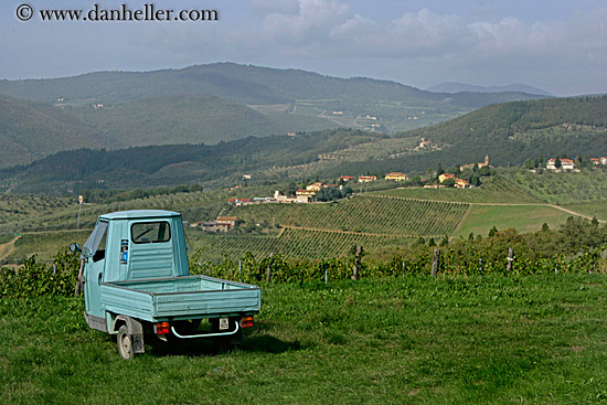 three-wheel-truck-n-vineyards.jpg