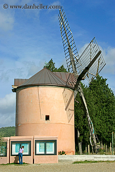 windmill-2.jpg