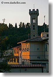 images/Europe/Italy/Tuscany/Towns/Fiesole/fiesole-clock-tower-1.jpg