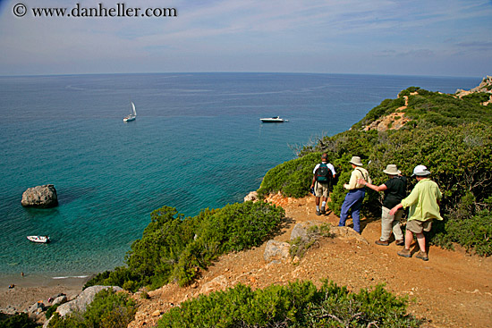 hiking-n-scenic-overlook-1.jpg