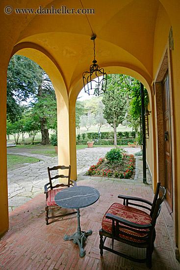 villa-patio-4.jpg