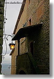 images/Europe/Italy/Tuscany/Towns/Montalcino/FlowersDoorsWindows/lamp_post-2.jpg