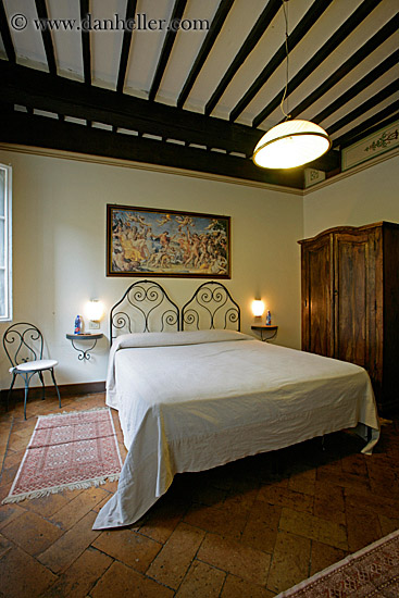 bedroom-4.jpg