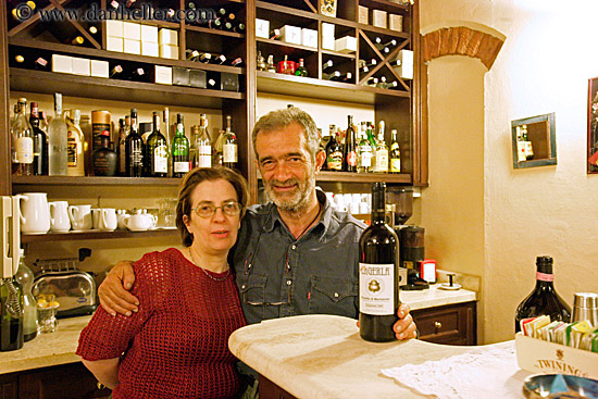 hotel-owners-in-bar-2.jpg