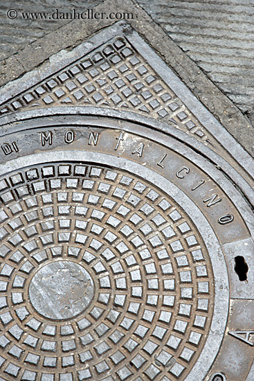 montalcino-manhole-2.jpg