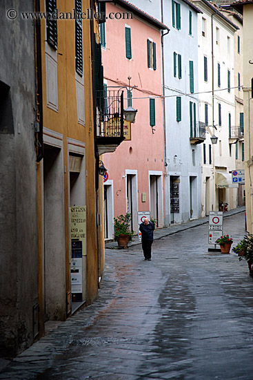 ppl-walking-on-street-2.jpg