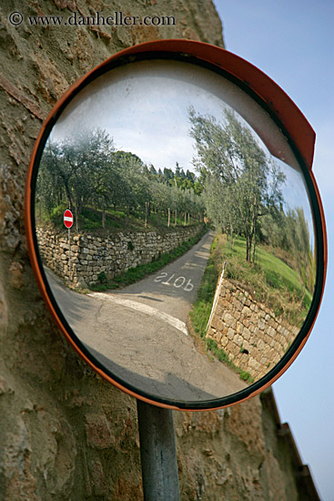 fisheye-mirror-n-road.jpg