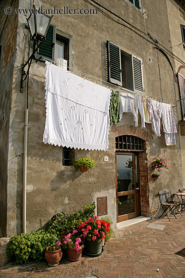 hanging-laundry-2.jpg