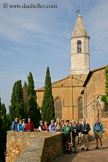 tour-group-2.jpg