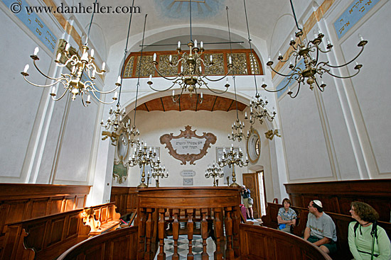 synagogue-interior-7.jpg