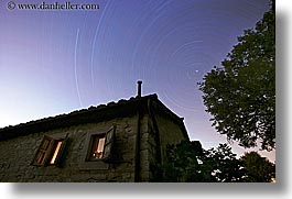 images/Europe/Italy/Tuscany/Towns/PoderiDiCoiano/coiano-star_trails-2.jpg