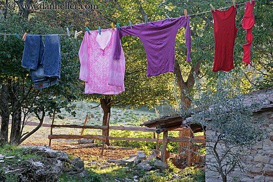 hanging-laundry-2.jpg