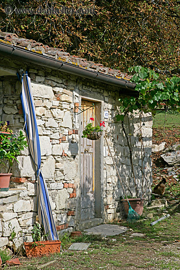 stone-house-1.jpg