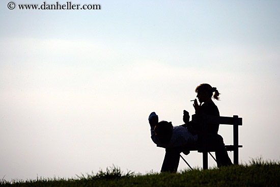 woman-smoking-sil.jpg