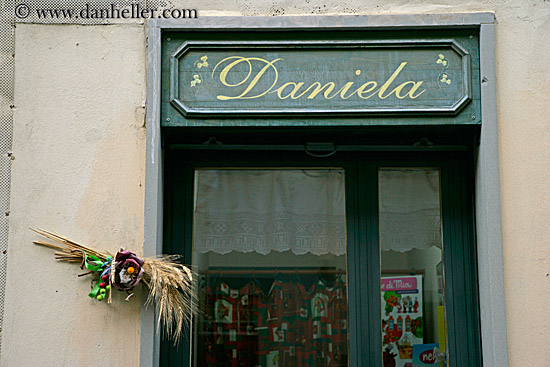 daniela-storefront.jpg