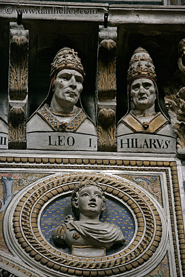 pope-heads-sculptures-5.jpg