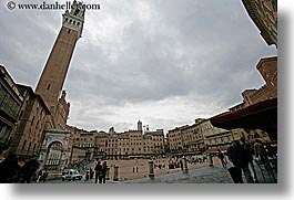 images/Europe/Italy/Tuscany/Towns/Siena/City/town-square-1.jpg