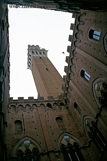 siena-bell_tower.jpg