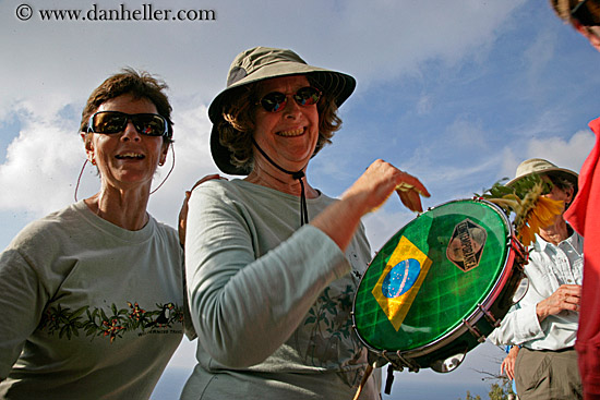 dorothy-playing-tamborine-3.jpg