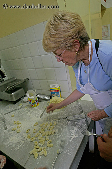 sandy-making-pasta.jpg