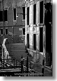 images/Europe/Italy/Venice/Canals/canals25-bw.jpg