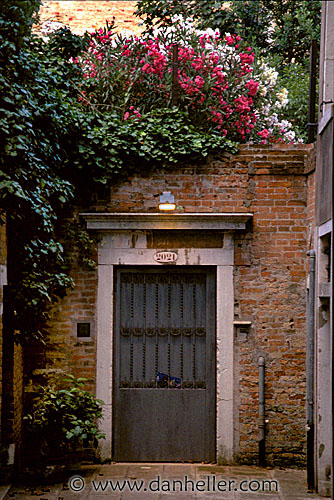 venice-door03.jpg