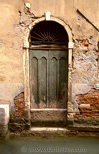 venice-door04.jpg