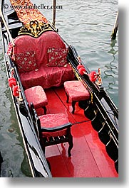 images/Europe/Italy/Venice/Gondola/plush-red-gondola.jpg