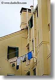 images/Europe/Italy/Venice/Laundry/hanging_laundry-5.jpg