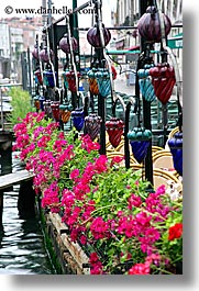 images/Europe/Italy/Venice/Misc/flowers-n-canal-3.jpg