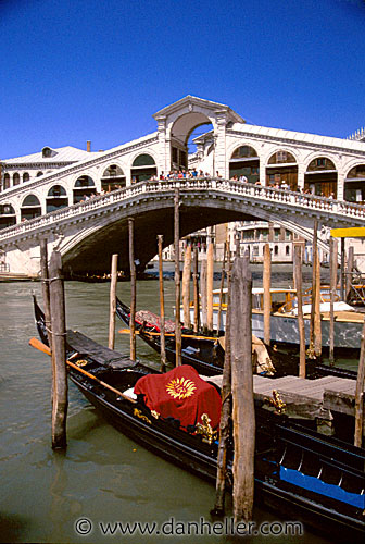 rialto01.jpg