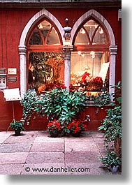 images/Europe/Italy/Venice/Streets/flower-shop.jpg