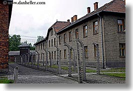 images/Europe/Poland/Auschwitz/barbed-wire-n-bldg-2.jpg