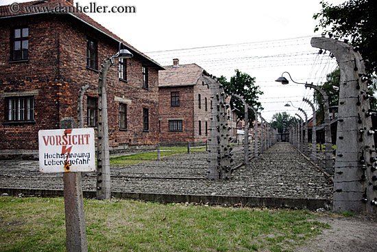 barbed-wire-n-warning-sign.jpg