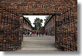 images/Europe/Poland/Auschwitz/execution-wall-entrance.jpg