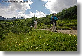 images/Europe/Poland/Hikers/hikers-n-mountains-18.jpg