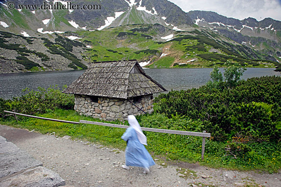 hiking-nun-1.jpg