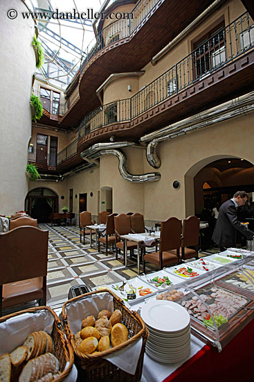 hotel-copernicus-atrium-4.jpg