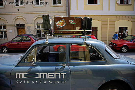 luggage-on-car-3.jpg