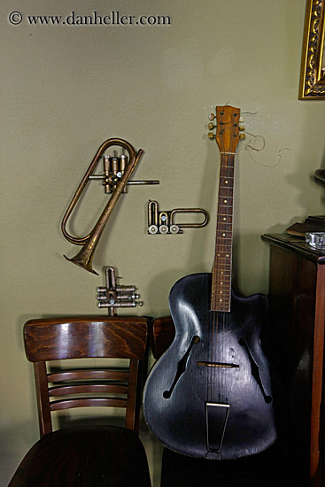 guitar-n-horns.jpg