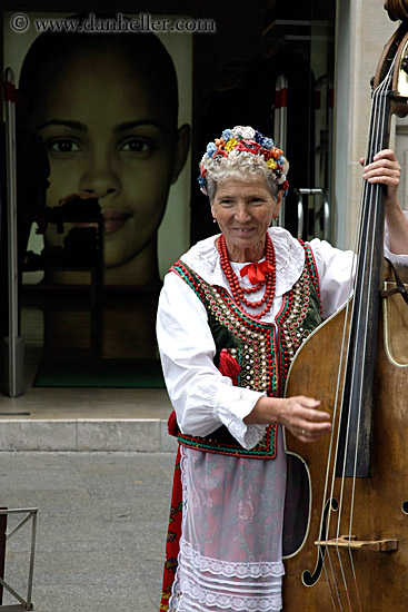 woman-n-standup-bass-1.jpg