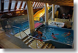 images/Europe/Poland/Misc/swimming-pool-6.jpg
