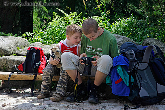 boys-looking-at-digital-camera-2.jpg