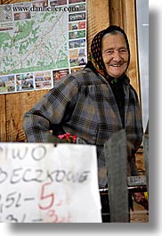 images/Europe/Poland/Zakopane/People/old-woman-smiling.jpg