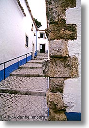 images/Europe/Portugal/Artsie/stairs.jpg